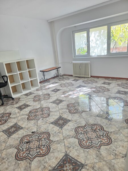 Unirii, Calarasi, bd. Matei Basarab,