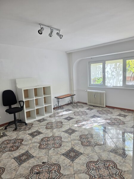 Unirii, Calarasi, bd. Matei Basarab,